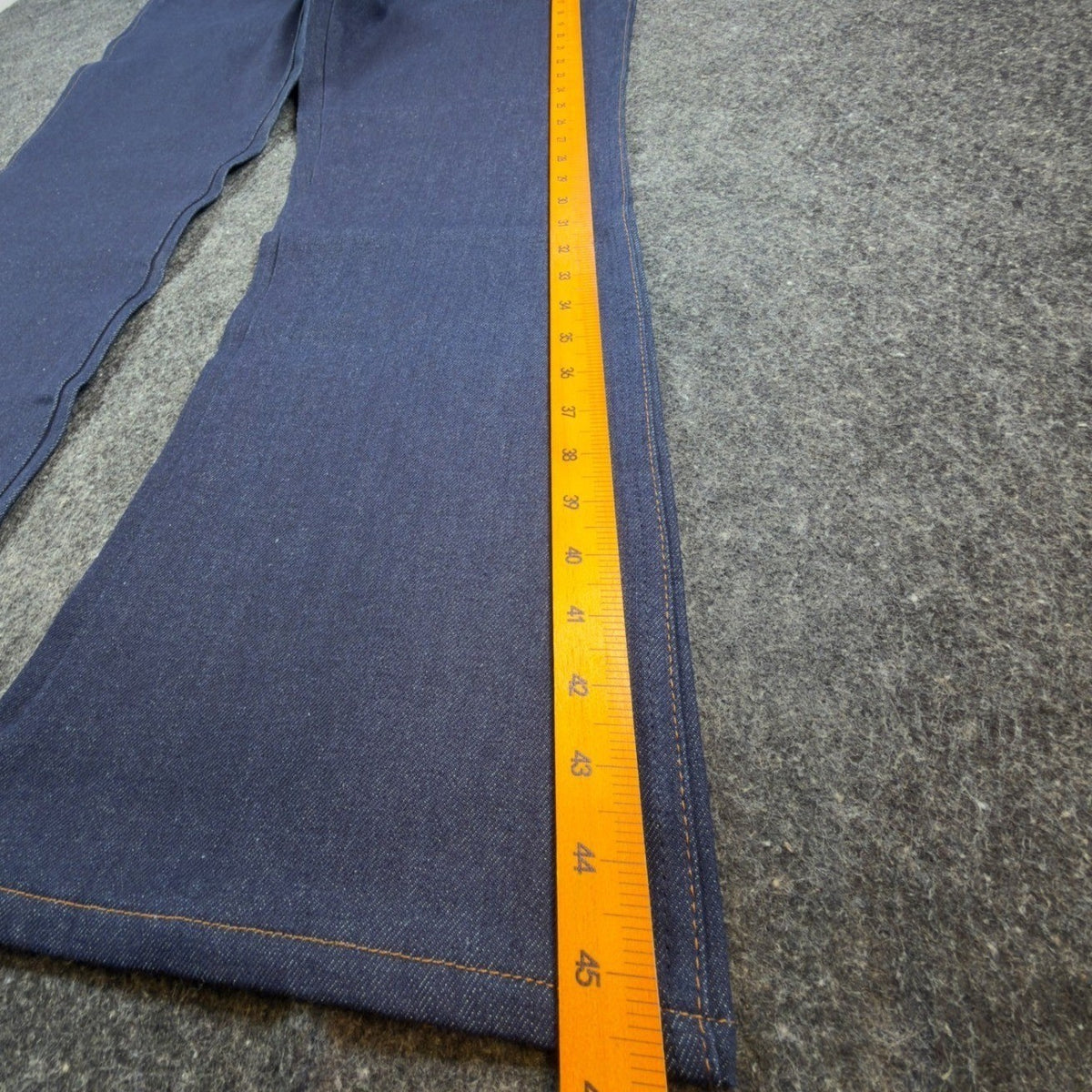 Maverick Vintage 70s Bootcut Jeans Mens 40M Dark Wash Indigo Cotton NWT NOS USA - take2supply