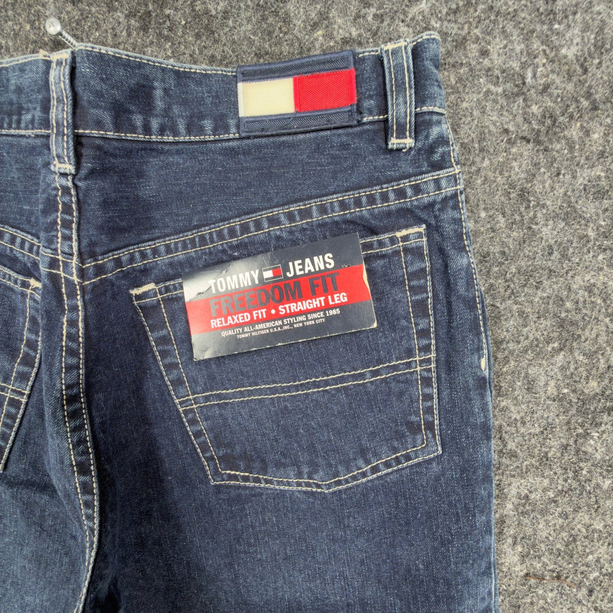 Tommy Hilfiger Y2K Freedom Fit Jeans Boy 20 Blue Cotton NWT Deadstock Baggy - take2supply