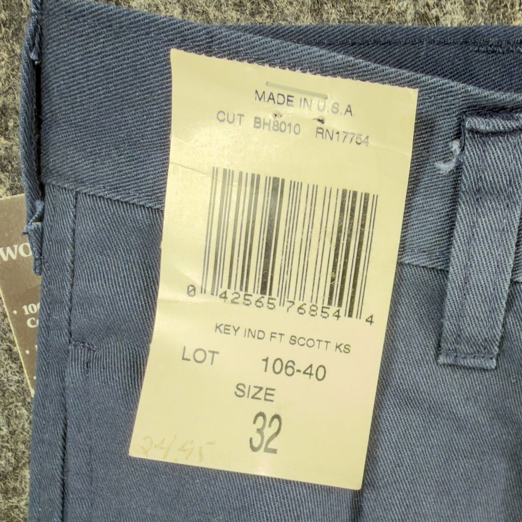 Wolf Mountain Key Shorts Mens 32 Navy Blue 100% Cotton Pleated Vintage USA NWT - take2supply