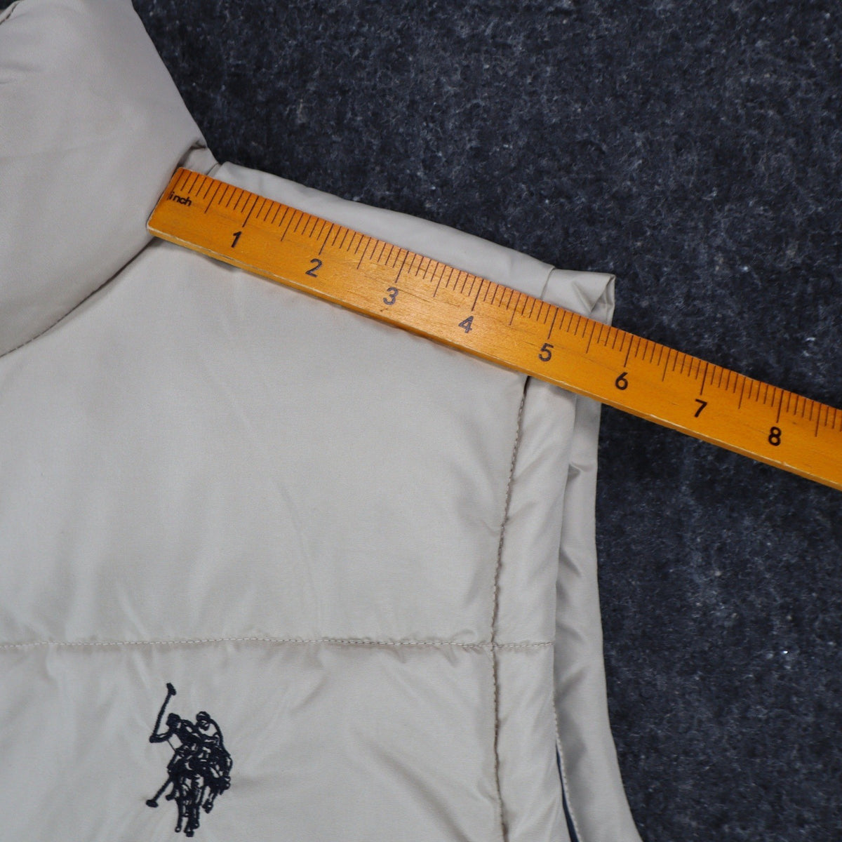 U.S. Polo Assn Puffer Vest Mens Medium Beige Quilted Full Zip Logo 10-5685-Q8 - take2supply