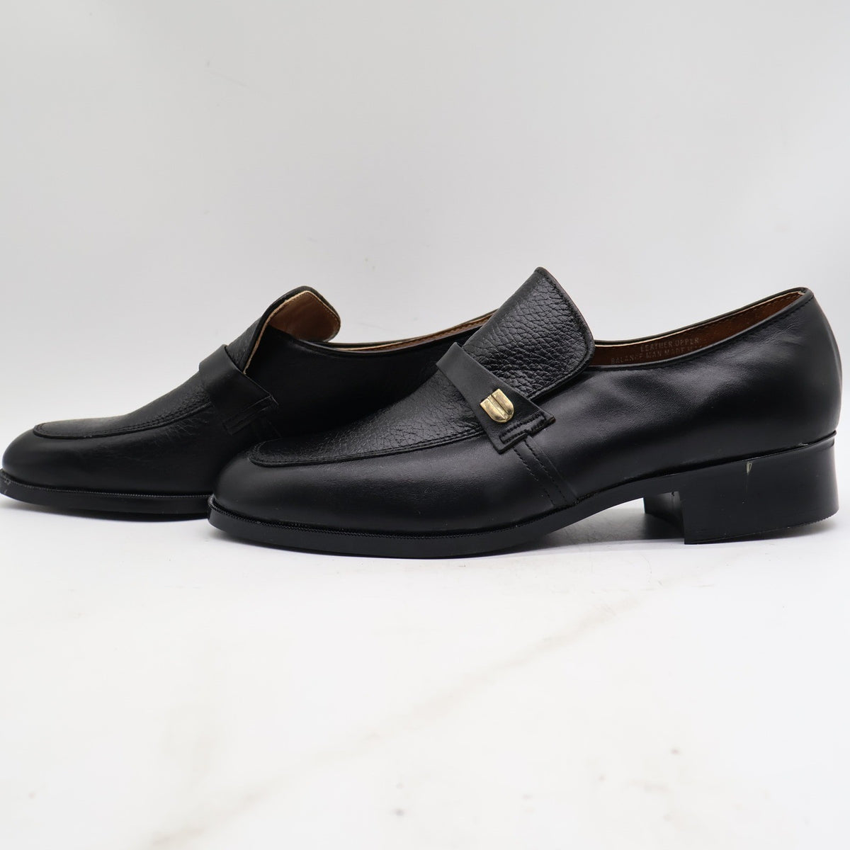 Barclay Slip On Loafers Mens 7 D Vintage Black Leather PermaSole USA 95183 - take2supply