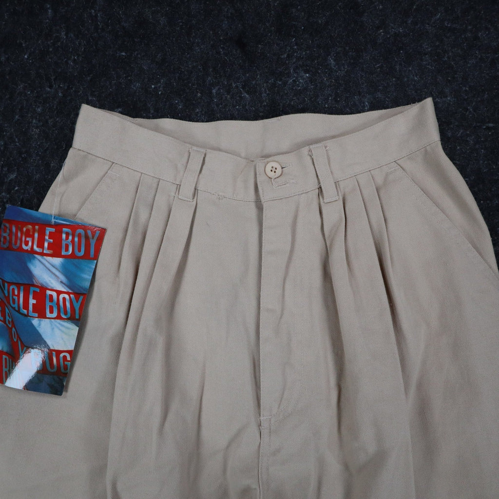 Bugle Boy Pleated Shorts Womens 9 Vintage 90s Beige Cotton Blend NWT Deadstock - take2supply