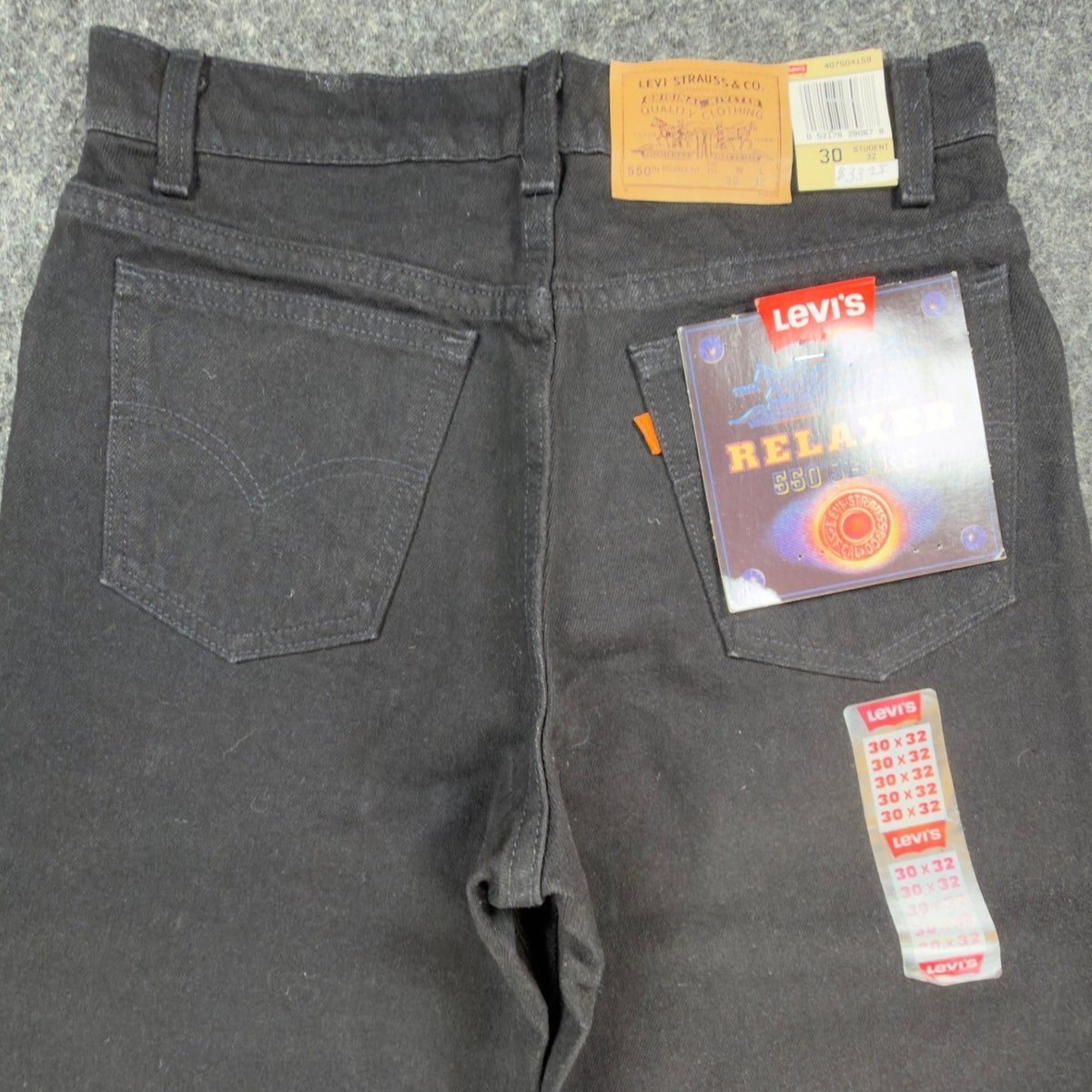 Levi's Vintage 90s 550 Relaxed Jeans Student 30x32 Black Made in USA NWT C100 - take2supply