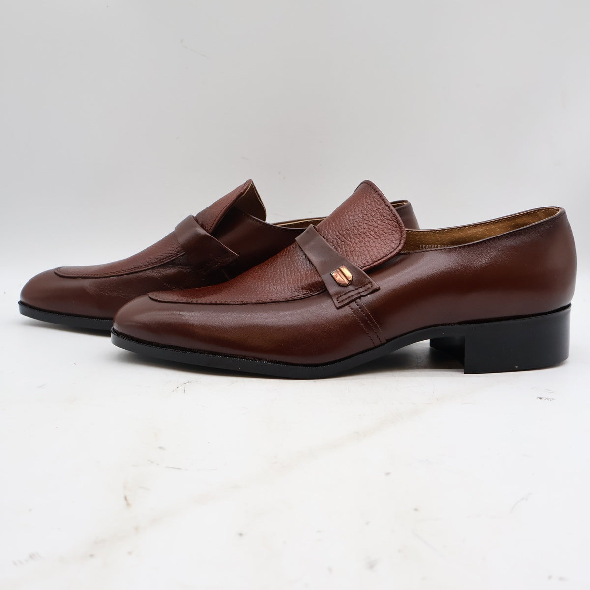Barclay Loafers Mens 12 D Vintage Brown Leather Slip On Endicott Johnson NOS - take2supply
