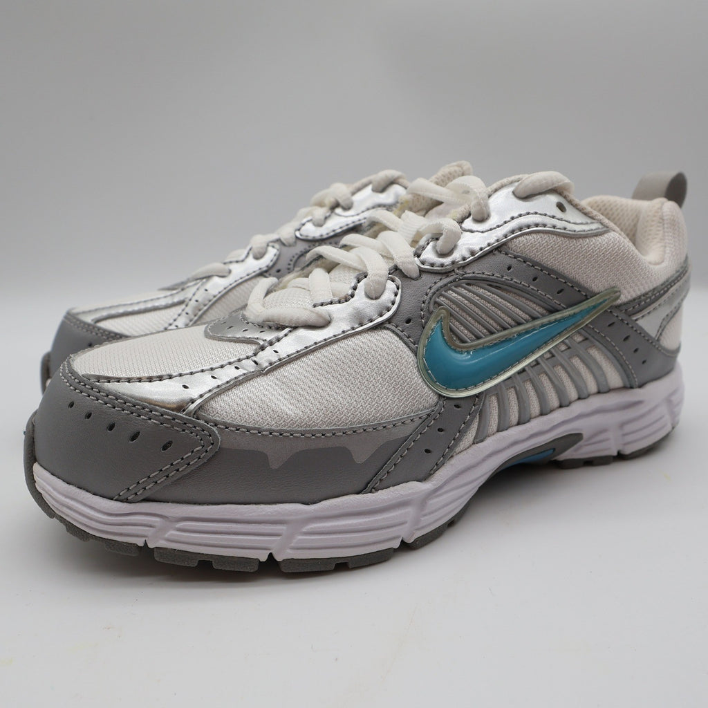 Nike Dart 7 GS/PS Kids 2.5Y Running Shoes 2009 Silver Scuba Blue 354820-142 NEW - take2supply