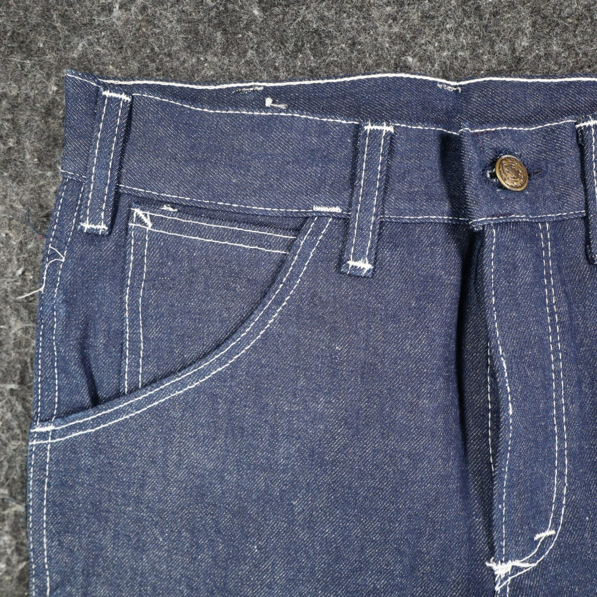 Key Jeans Vintage Womens 27 L Blue Red Embroidered Flare Jeans NWT - take2supply
