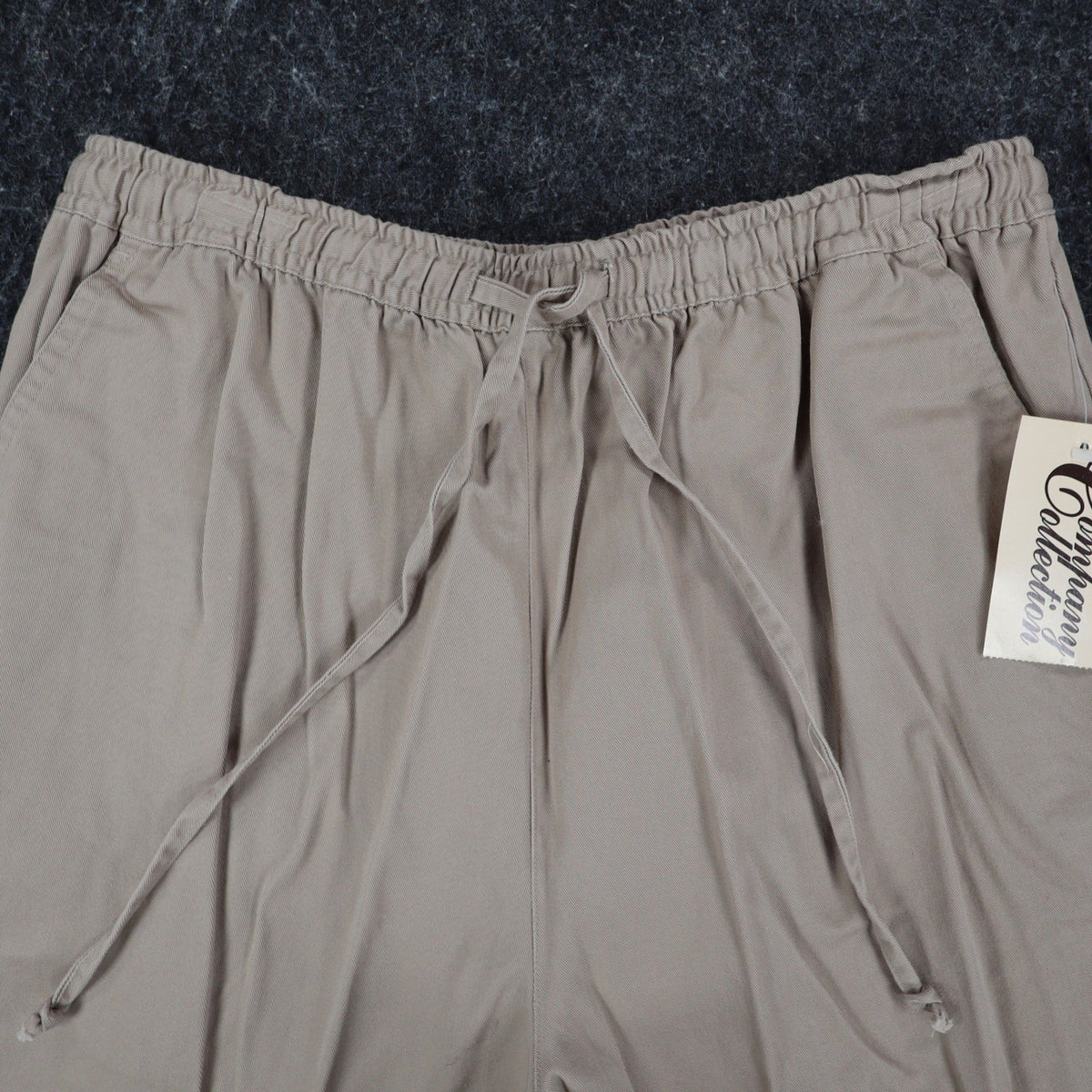 Company Collection Shorts Womens 12 Vintage 90s Khaki Cotton Twill Elastic Waist - take2supply