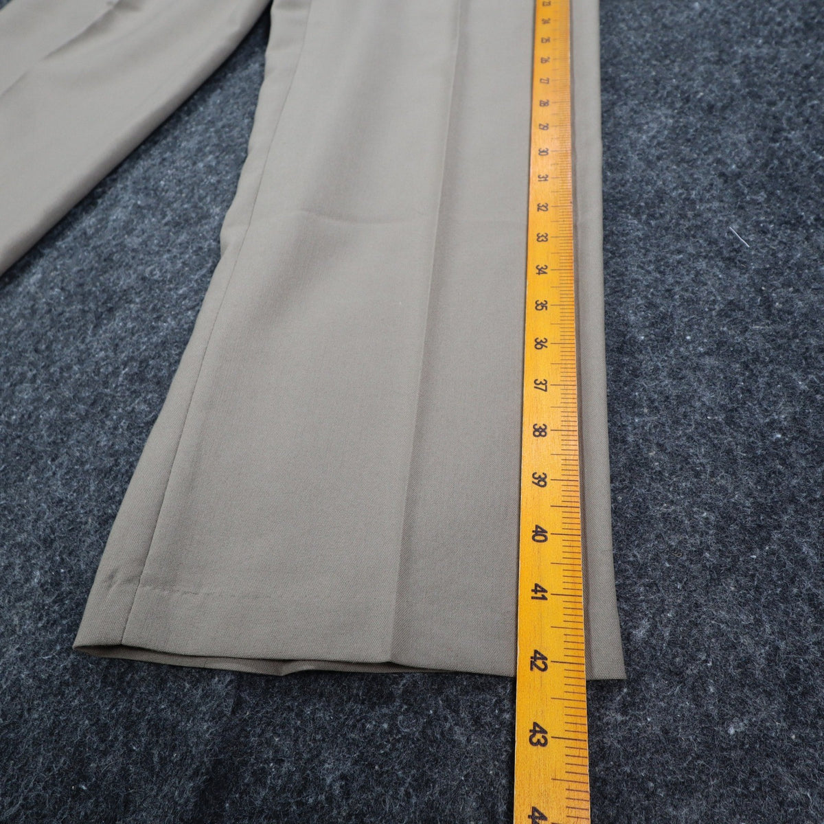Levi's Travelers Dress Pants Mens 32x32 Vintage 90s Tan Wool Blend Pleated New - take2supply