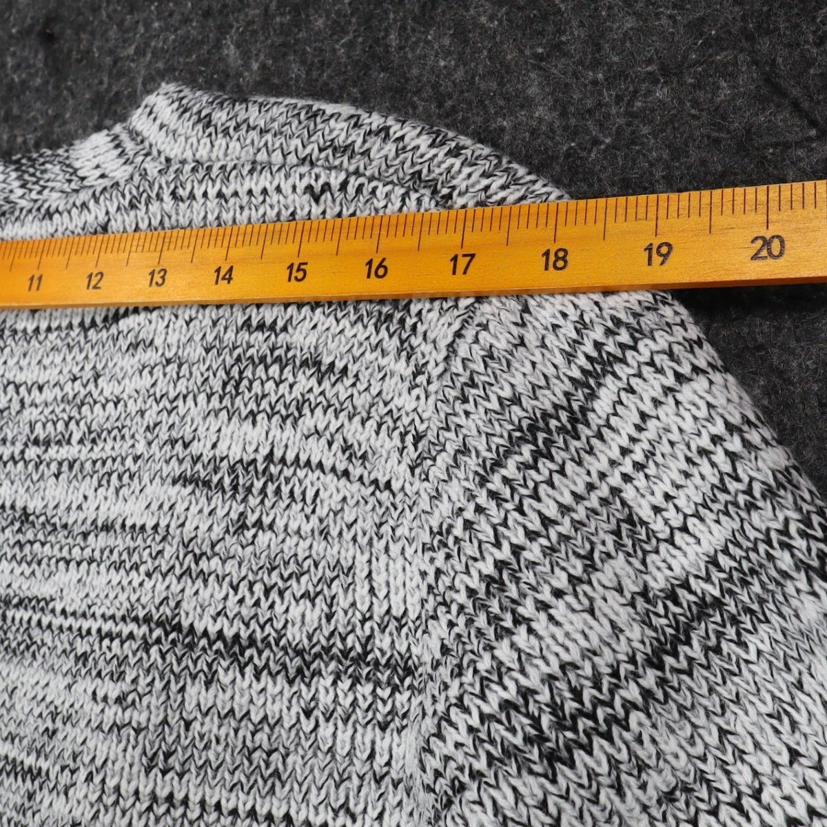 VioletRuby Cardigan Womens Medium Black Grey Ombre Marled Longline NWT - take2supply