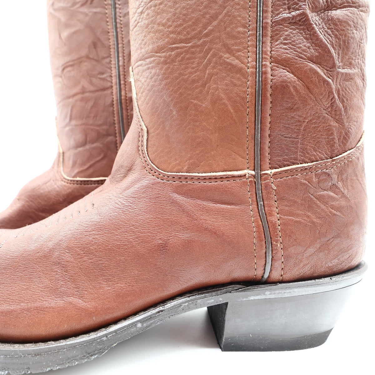 Reddish-brown Double-H western boots, close-up of side seam, contrast stitching and heel