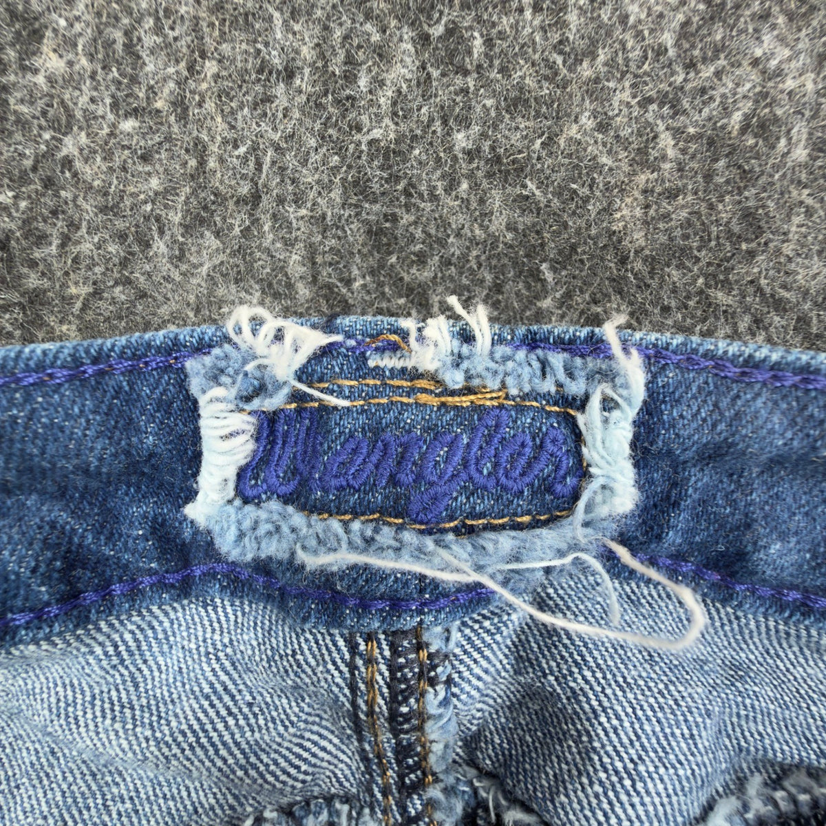 Wrangler Y2K Cowboy Cut Jeans Womens 7/8 x 34 Blue Denim Bootcut NWT - take2supply