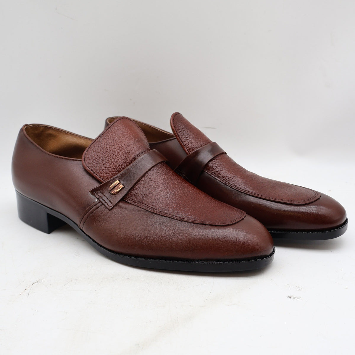 Barclay Loafers Mens 12 D Vintage Brown Leather Slip On Endicott Johnson NOS - take2supply