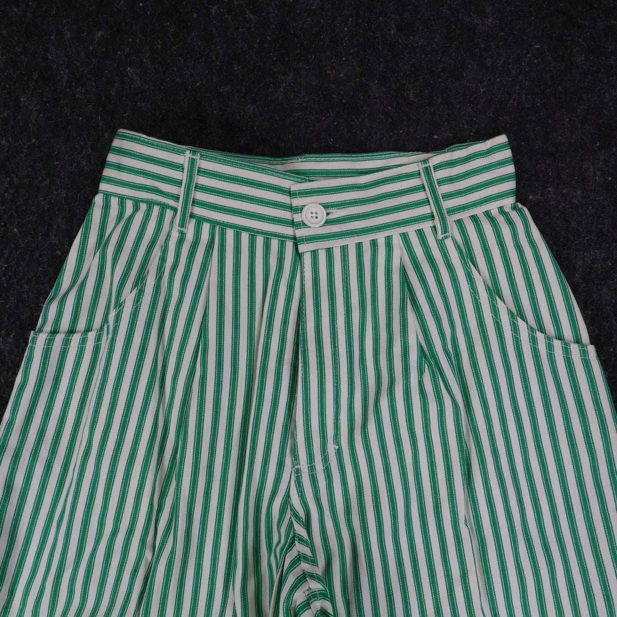 Hang Ten Shorts Womens 3/4 Vintage 80s Green White Striped Cotton High Waist NWT - take2supply