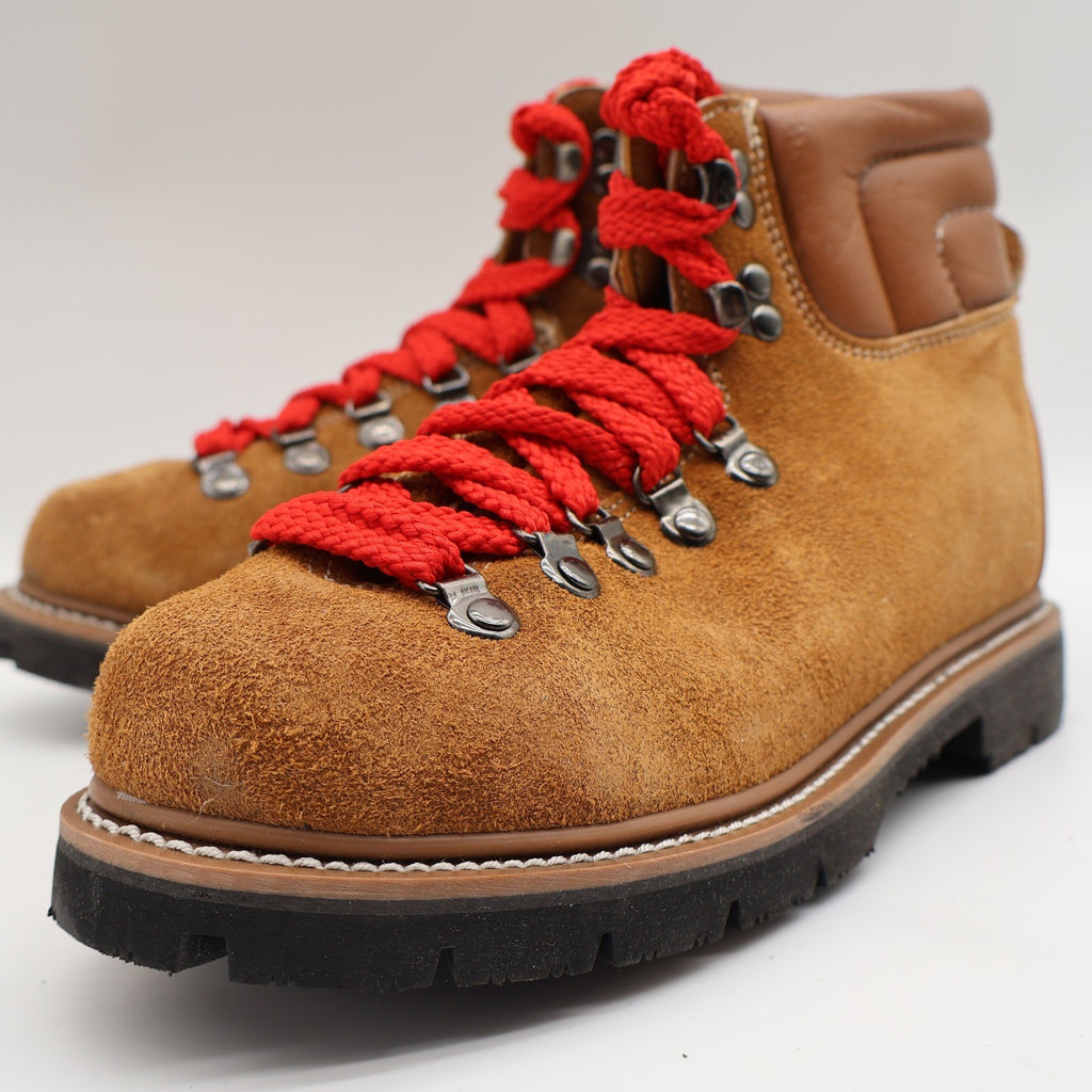 Avanguardia Hiking Boots Size 6 Vintage Sand Suede Leather Red Laces Deadstock - take2supply