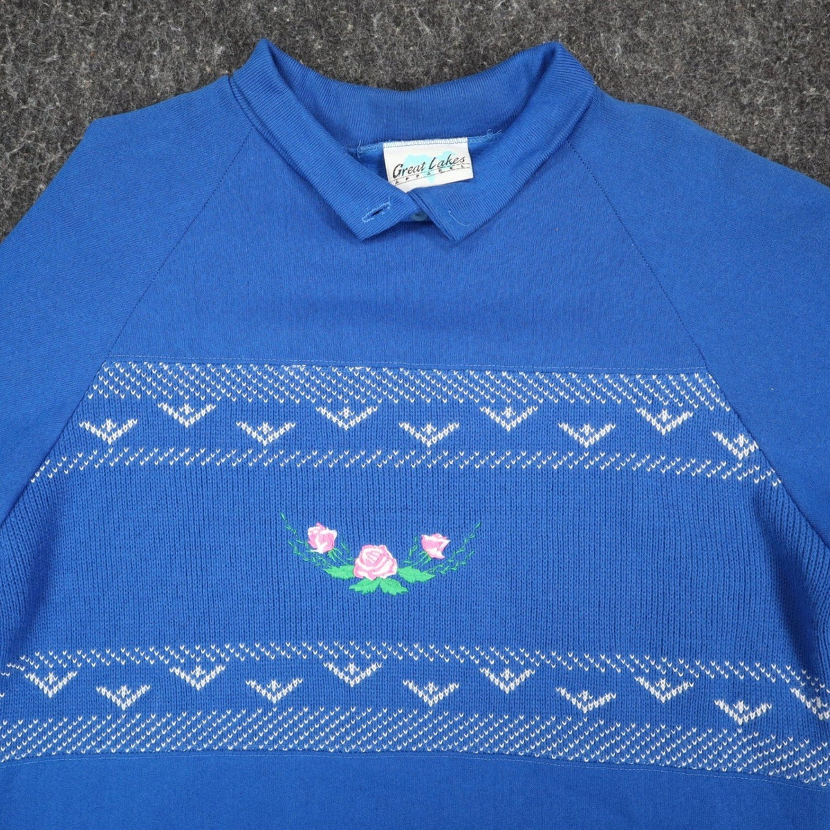 Great Lakes Apparel Sweatshirt Womens Medium Vintage 90s Blue Floral Embroidered - take2supply