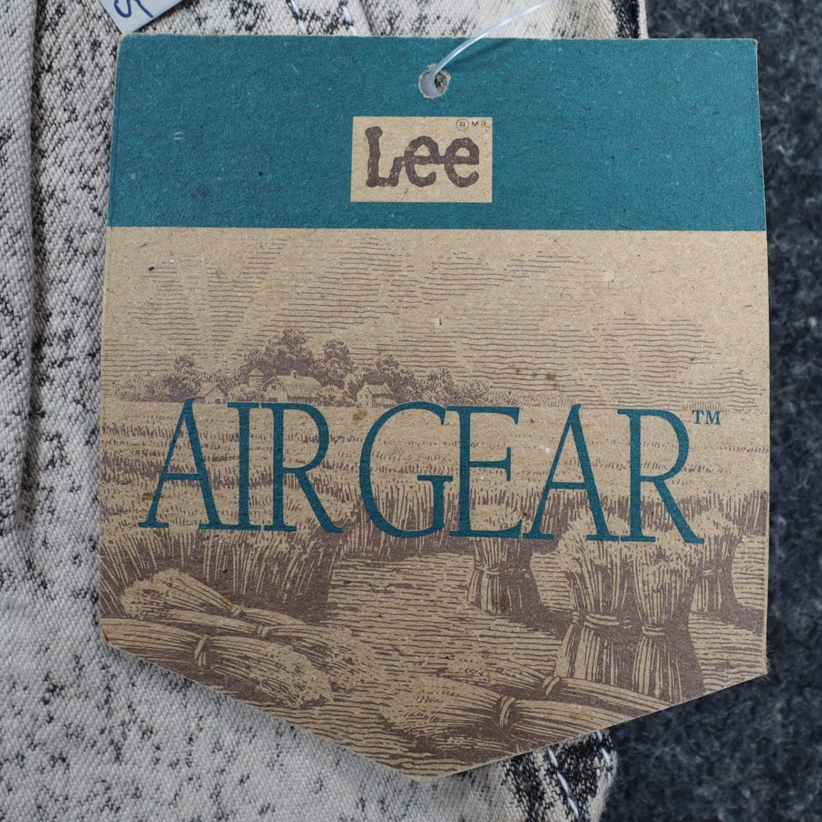 Lee Trekker Short Boys 10 Vintage 90s Cold Black Acid Wash Relaxed Fit Denim - take2supply
