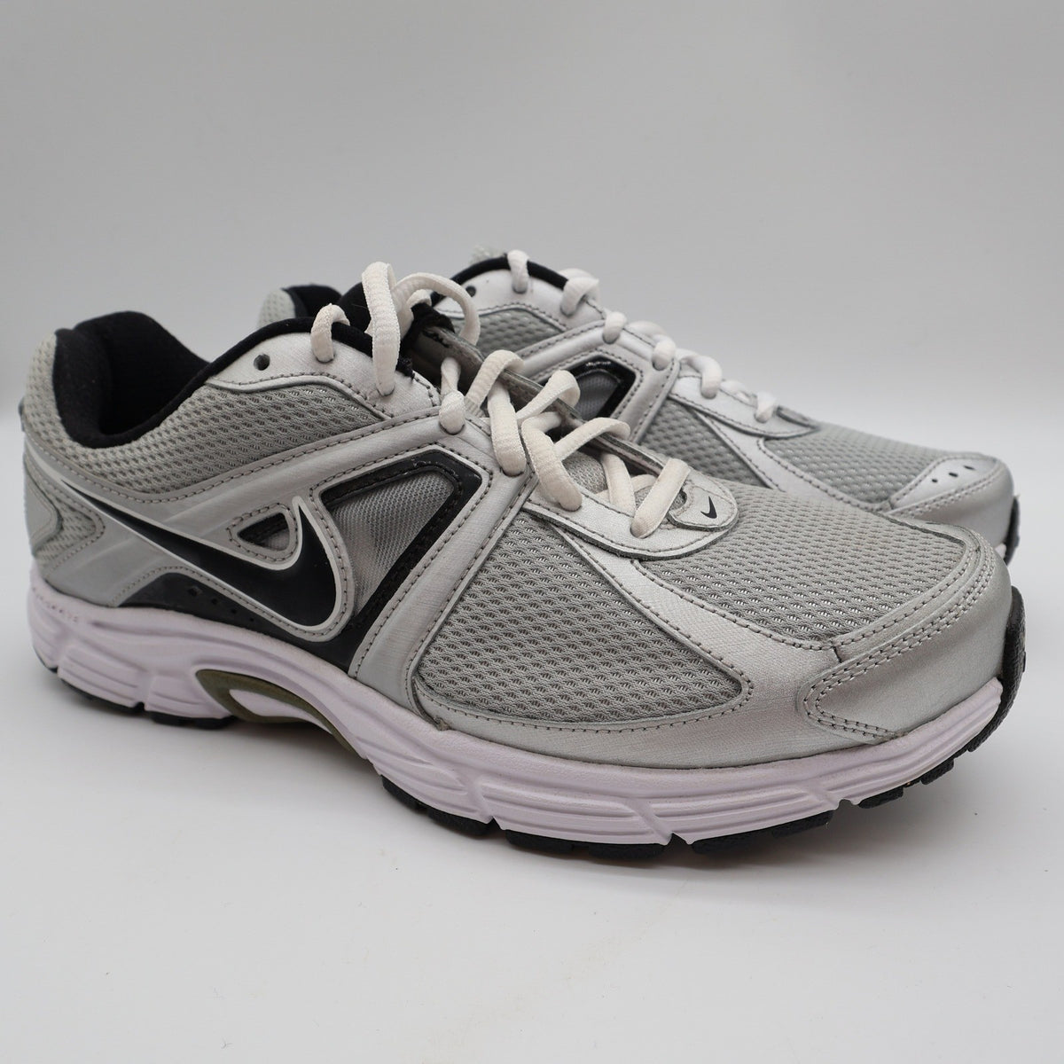 Nike Dart 9 Mens Size 8.5 2012 Metallic Silver Black Running Shoes 443865-016 - take2supply