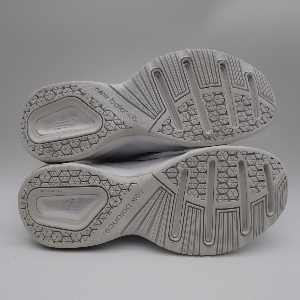 New Balance 624 Women's Cross Trainers White Leather Size 10 WX624WT2 - take2supply