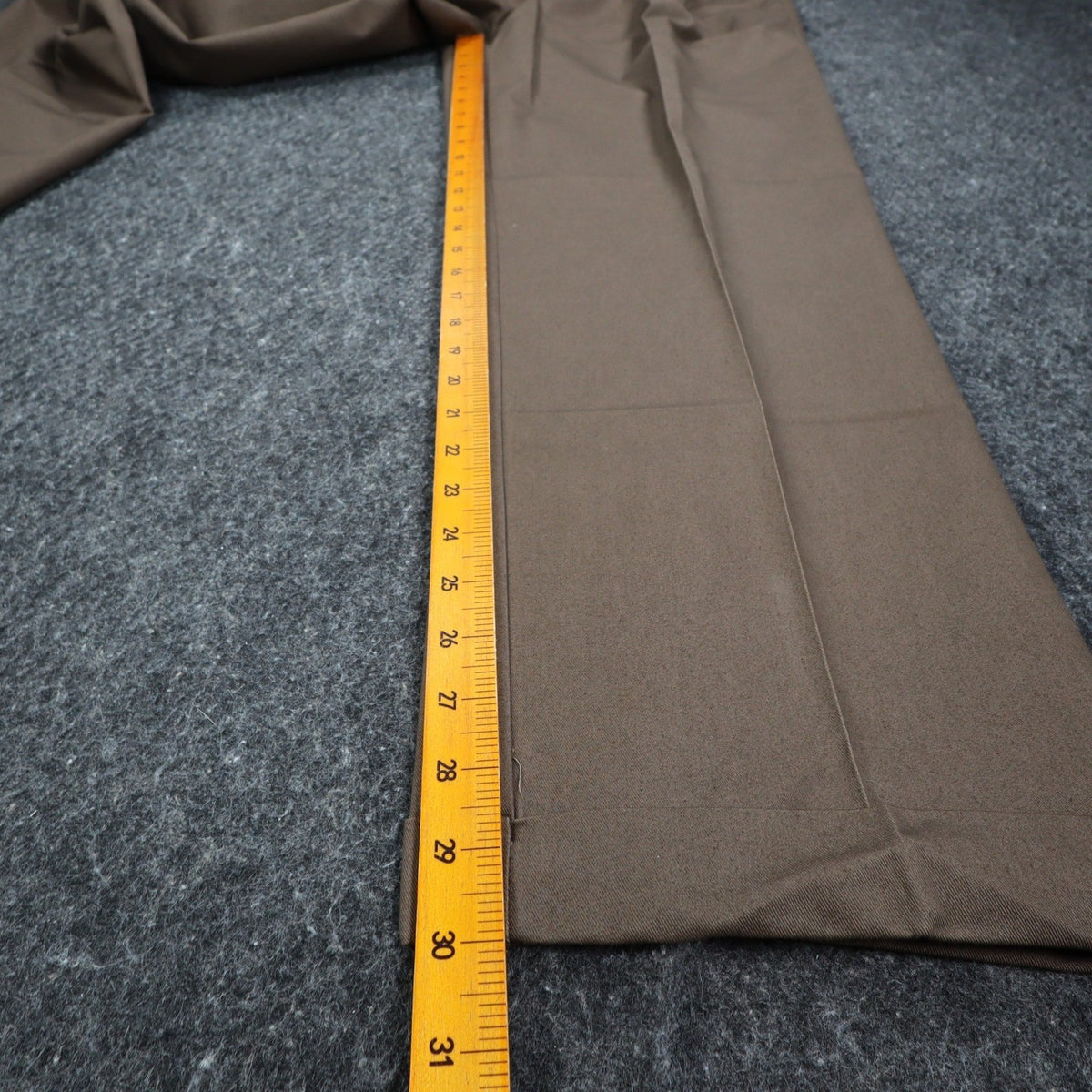 Dockers Khaki Pants Mens 33x30 Brown Pleated Cuffed Stain Defender Classic Fit - take2supply