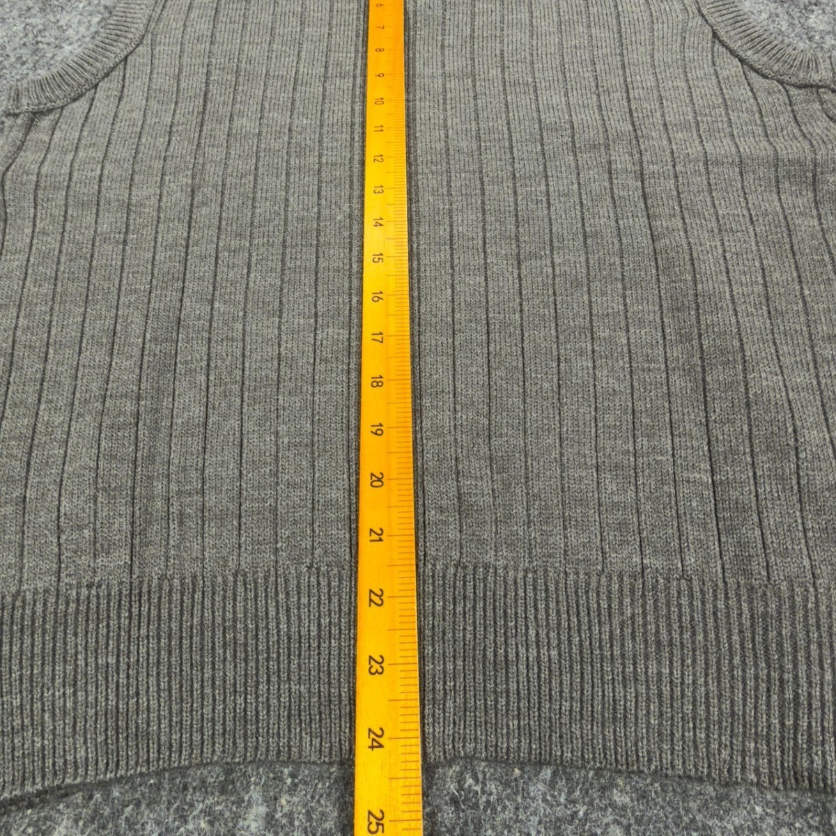 D'Avila Vintage Y2K Sweater Vest Mens Medium Gray Acrylic NWT C528 - take2supply
