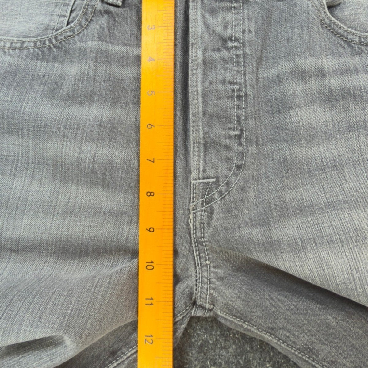 Levi's 501 Original Fit Jeans Mens 32x36 Gray Denim Straight Leg NWT C109 - take2supply