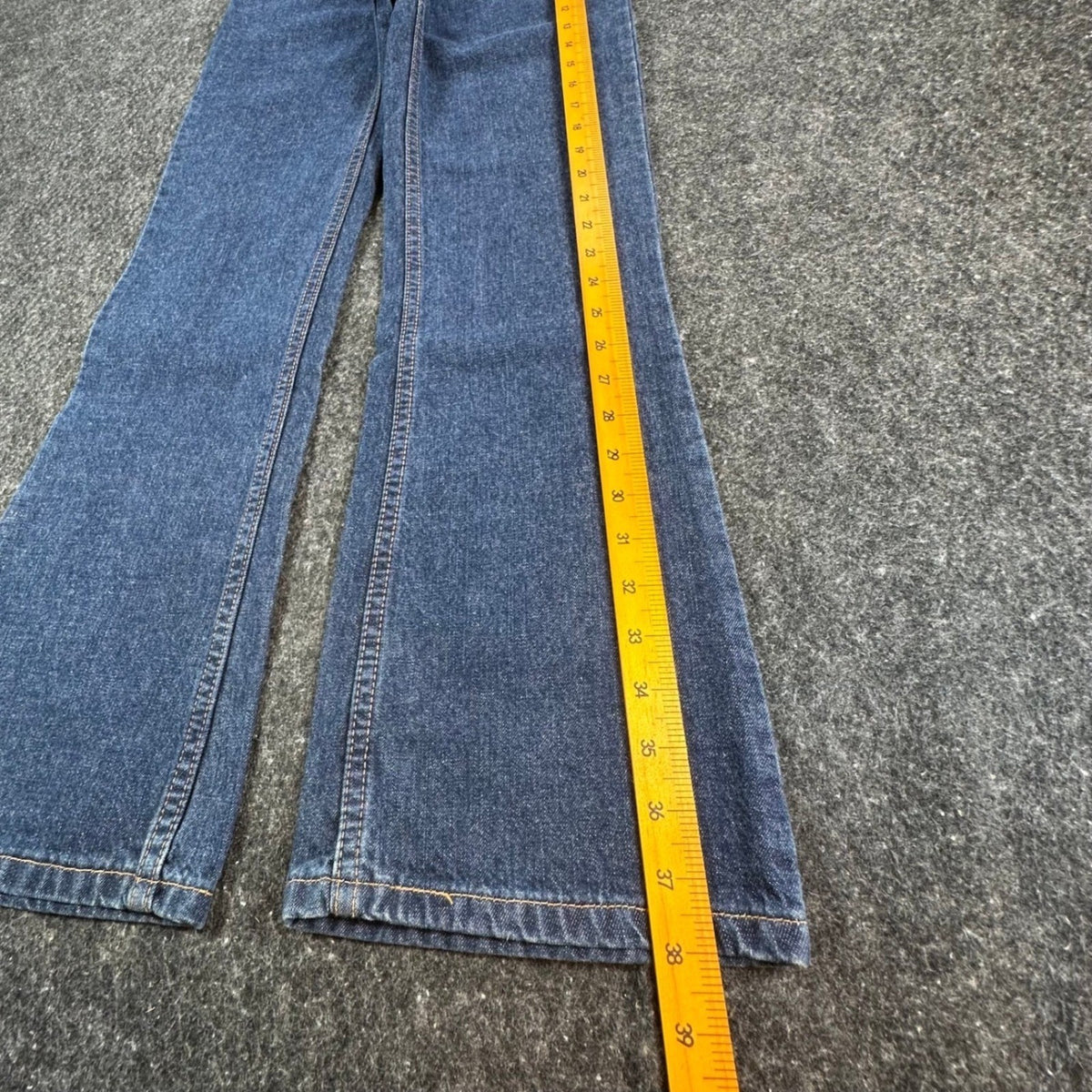 Levi's Vintage Y2K 517 Flare Jeans Girls Size 12 Regular Blue Cotton NOS - take2supply