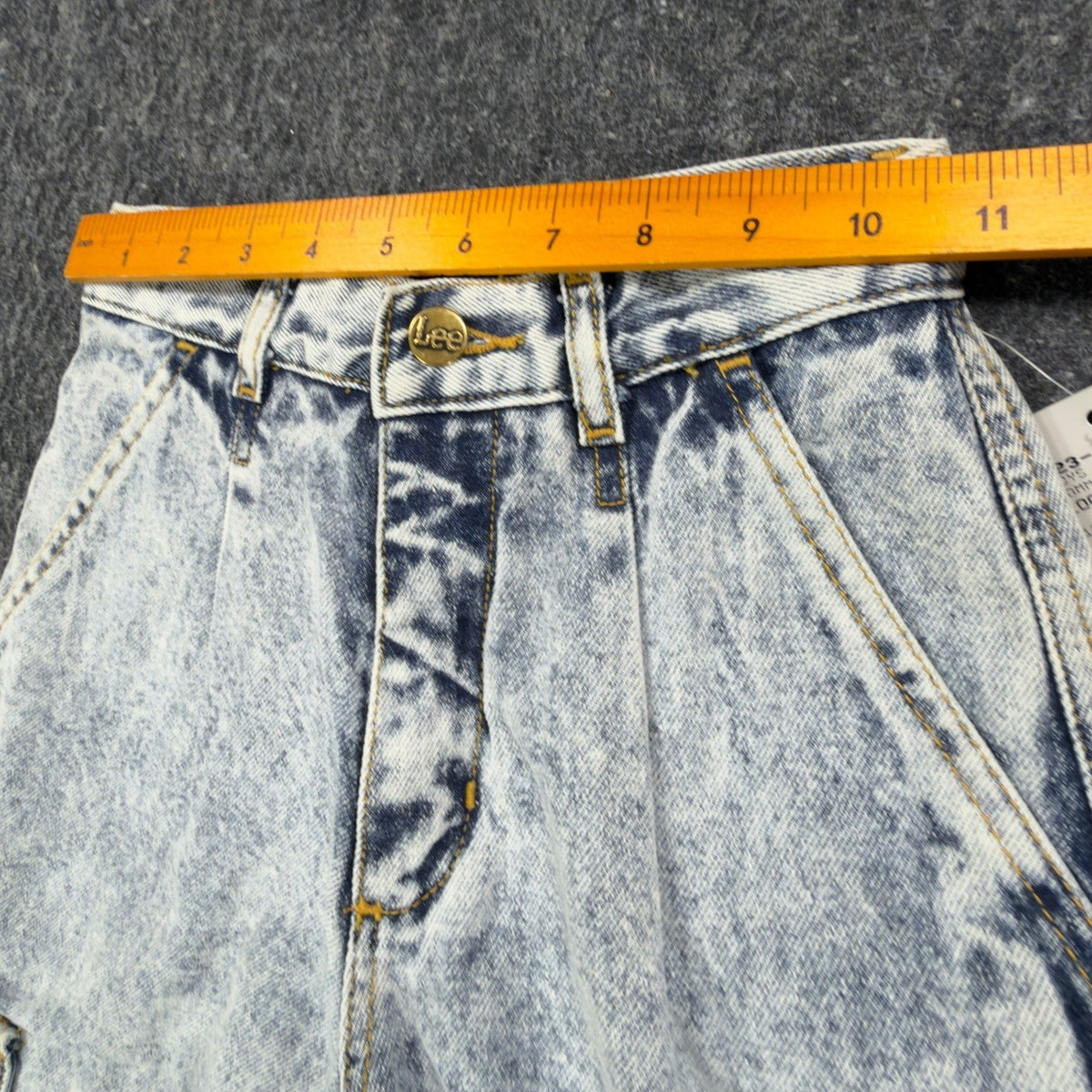 Lee Vintage 90s Airgear Commando Loose Fit Jeans Boys 8 Snow Frost NWT C487 - take2supply