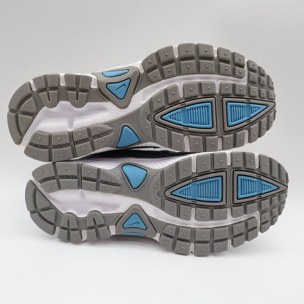 Nike Dart 7 GS/PS Kids 2.5Y Running Shoes 2009 Silver Scuba Blue 354820-142 NEW - take2supply