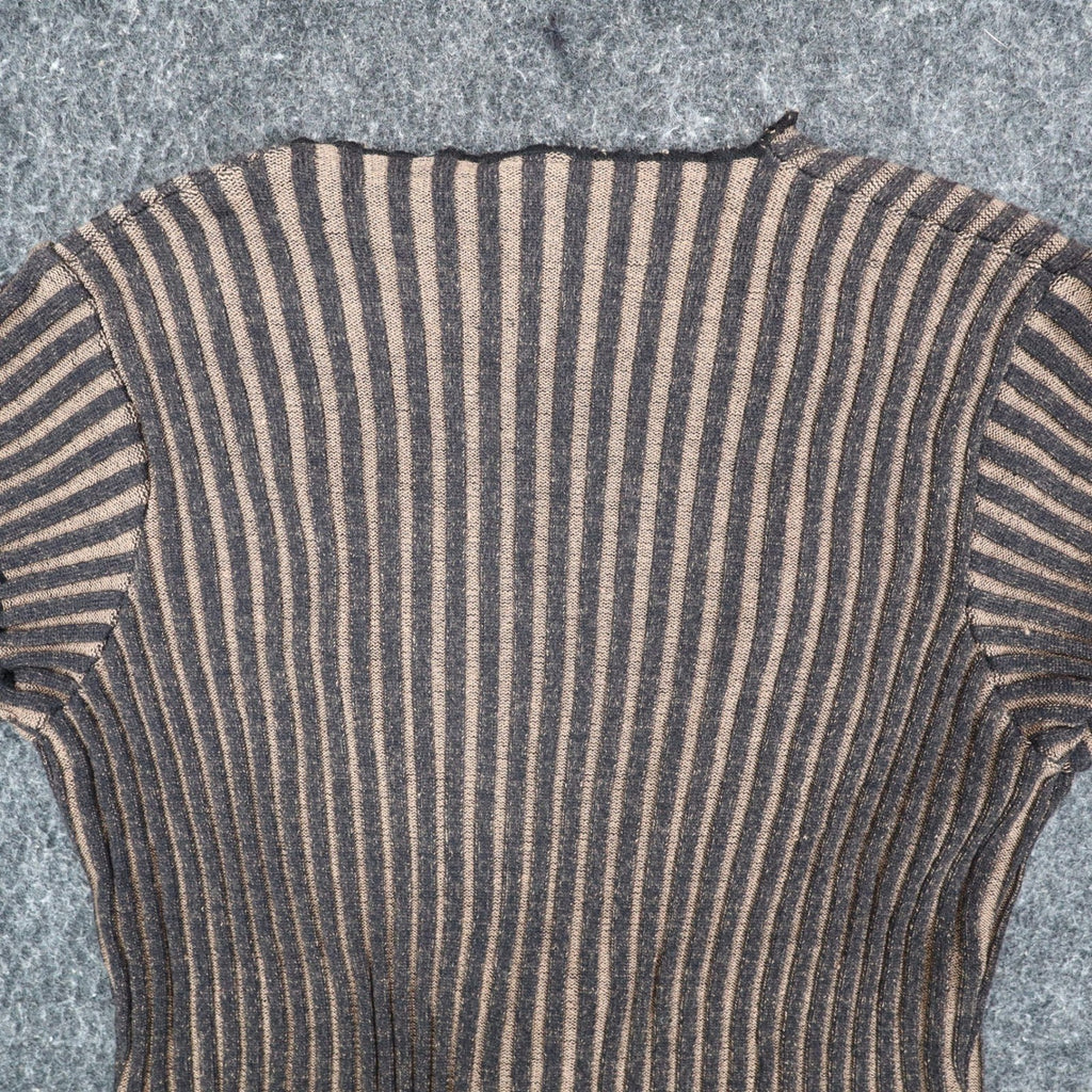 Lanalee Chic Knits Cardigan Vest Womens Medium Y2K Taupe Ribbed Buckle Front NEW - take2supply