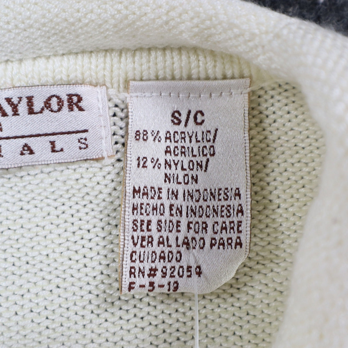 Carolyn Taylor Sweater Womens Small Cream Mock Neck Raglan Knit Top NWT - take2supply