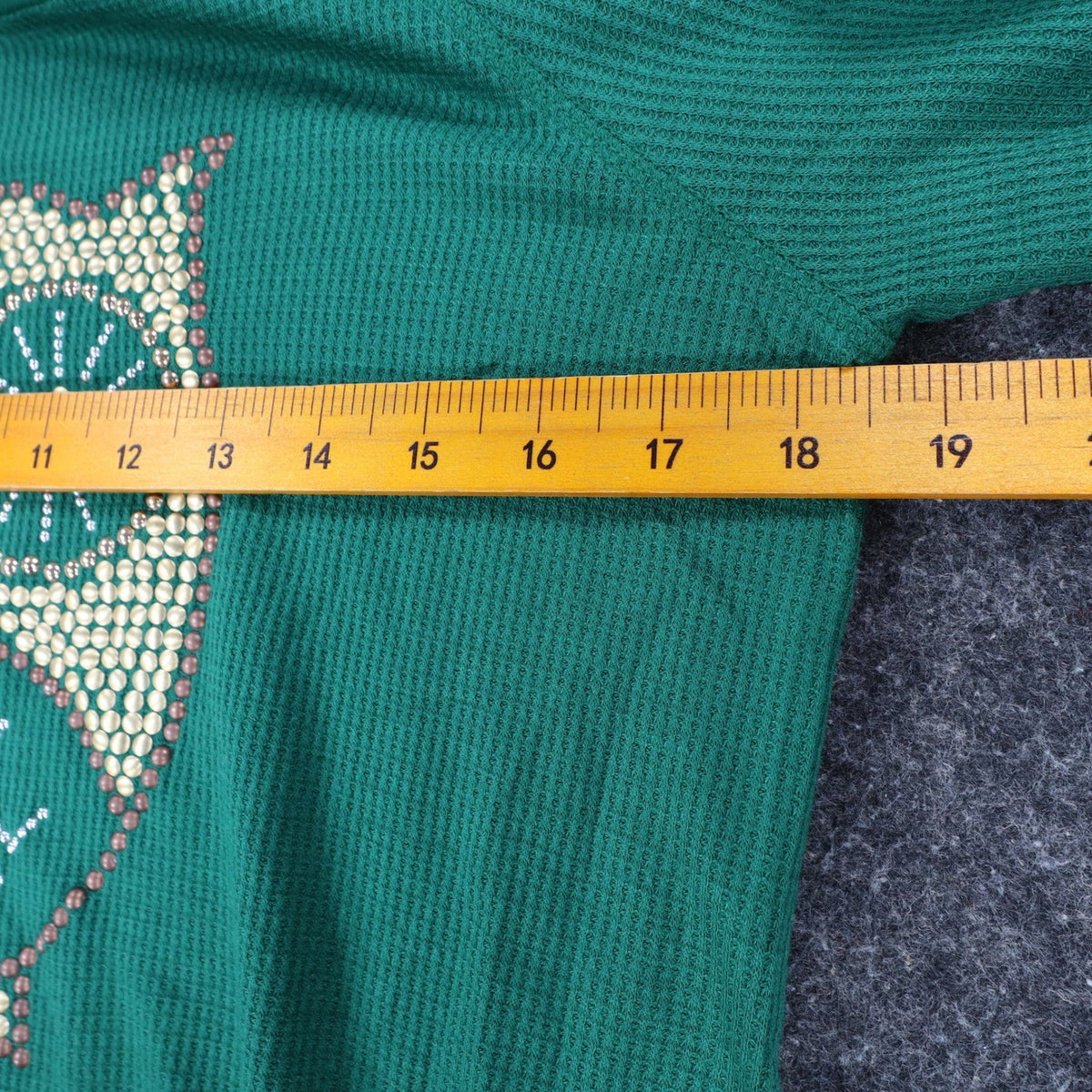 Jolt Owl Studded Thermal Top Womens Large Green Waffle Knit Raglan NWT - take2supply