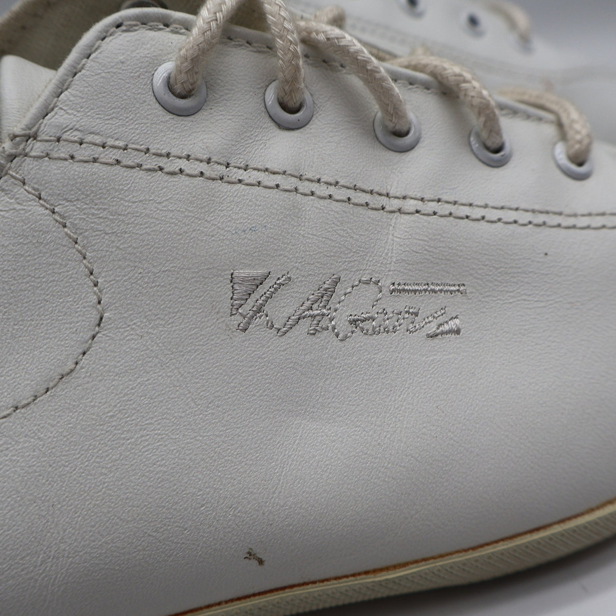 LA Gear Lifestyle Casual Women 10 Vintage 94 White Leather Classic Workout 6814 - take2supply