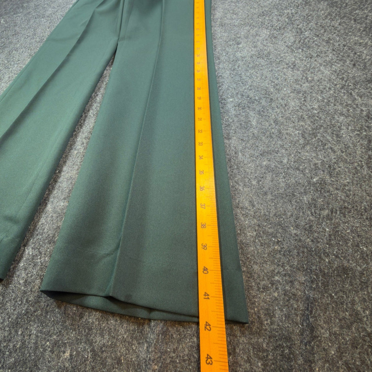 Maverick 70s Vintage Flare Trousers Mens 30x32 Green Polyester NWT Deadstock - take2supply