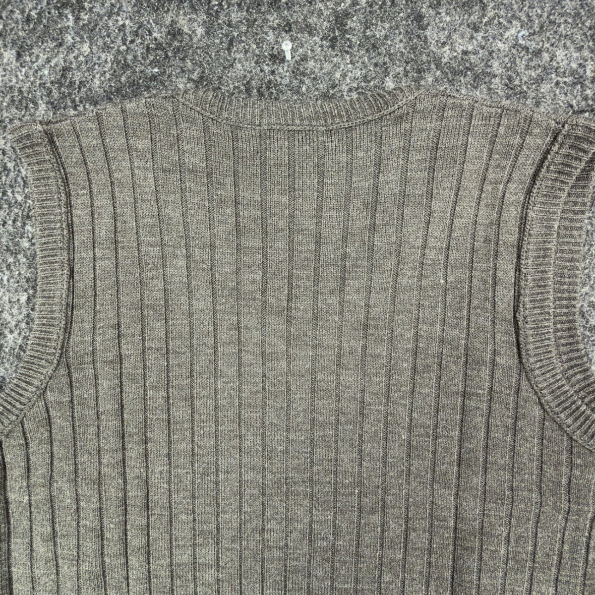 D'Avila V-Neck Sweater Vest Mens Large Charcoal Heather Grey Ribbed Knit NWT - take2supply