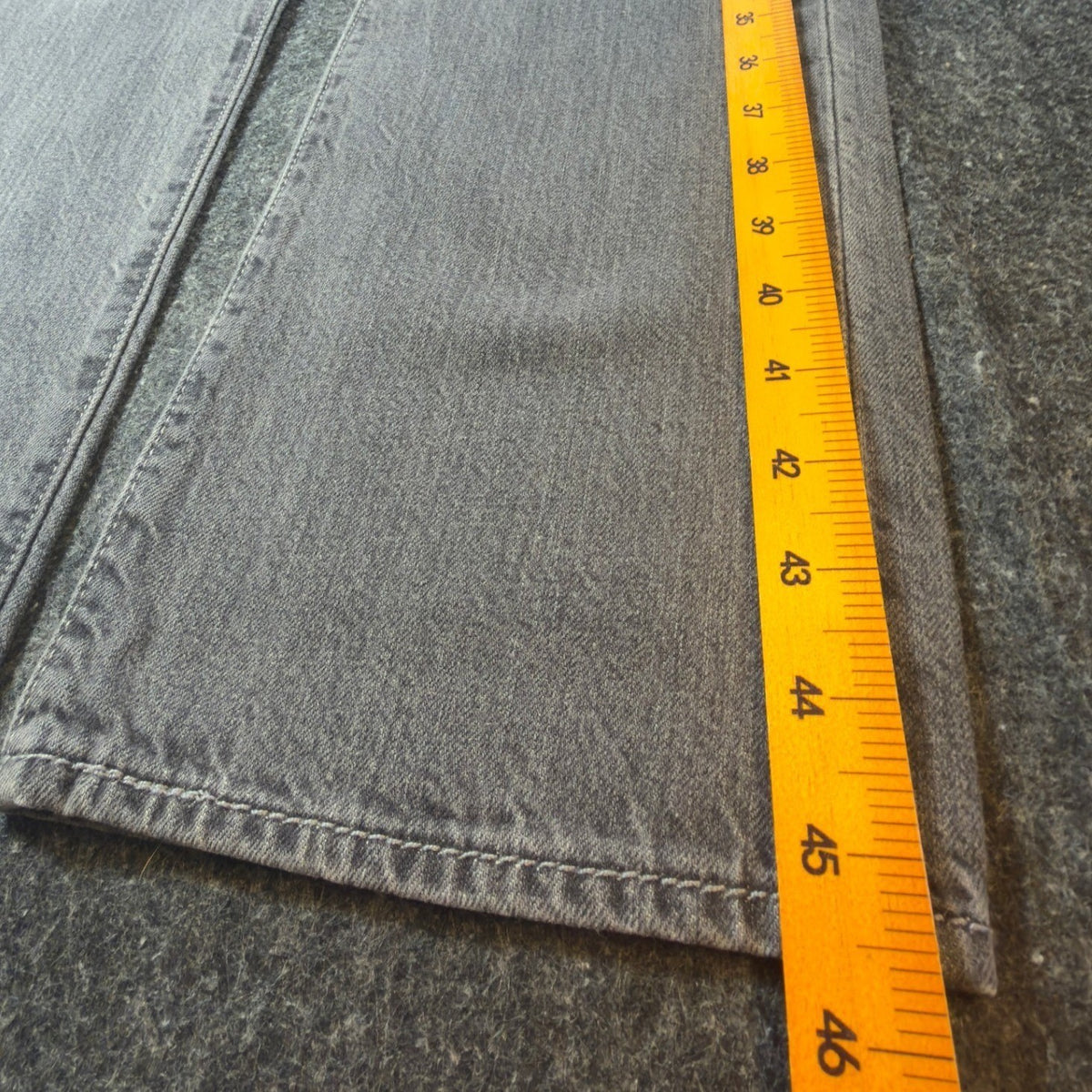 Levi's 501 Original Fit Jeans Mens 32x36 Gray Denim Straight Leg NWT C109 - take2supply