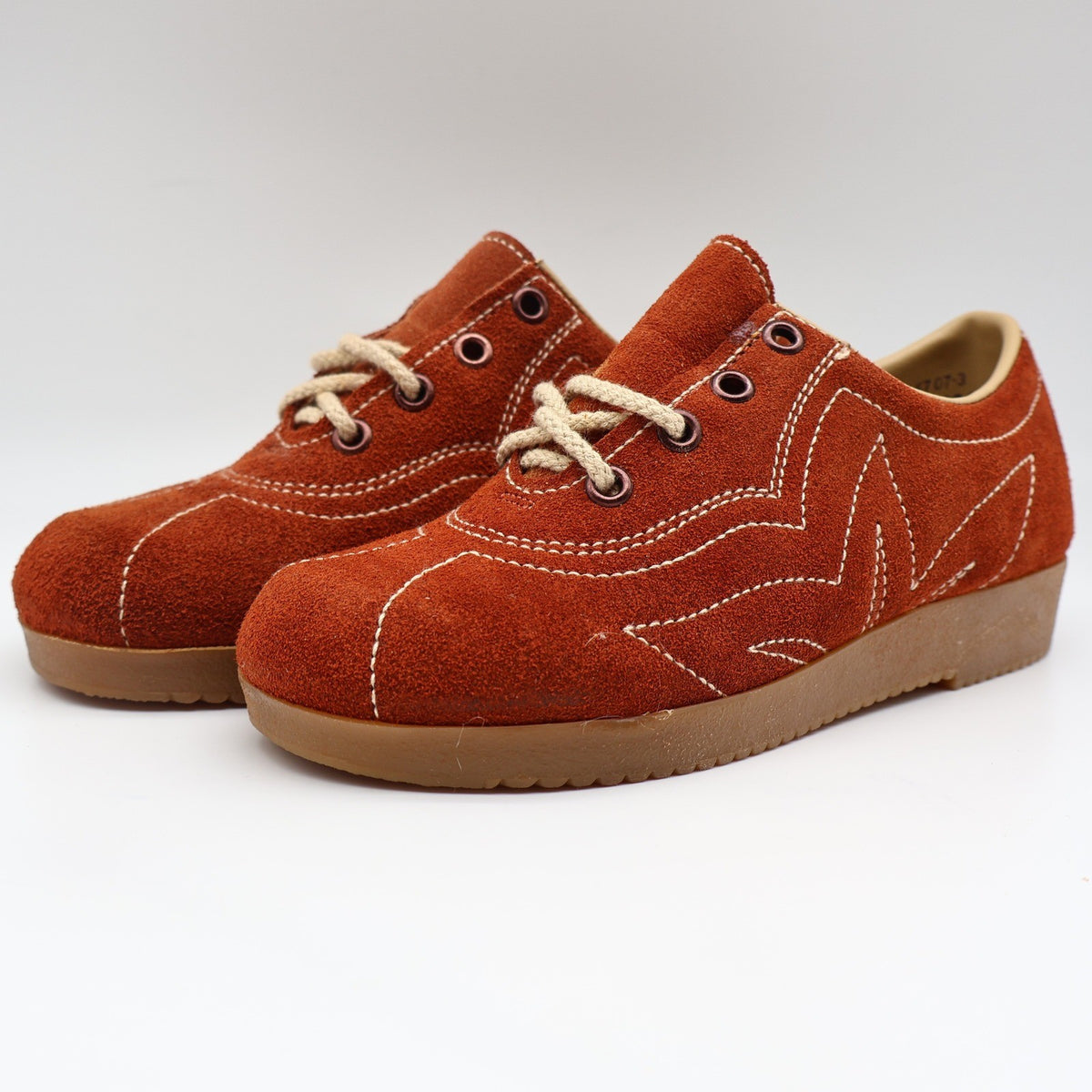 Travlers Lace Up Shoes Womens 5.5 Vintage Rust Brown Suede Gum Wedge Sole NOS - take2supply
