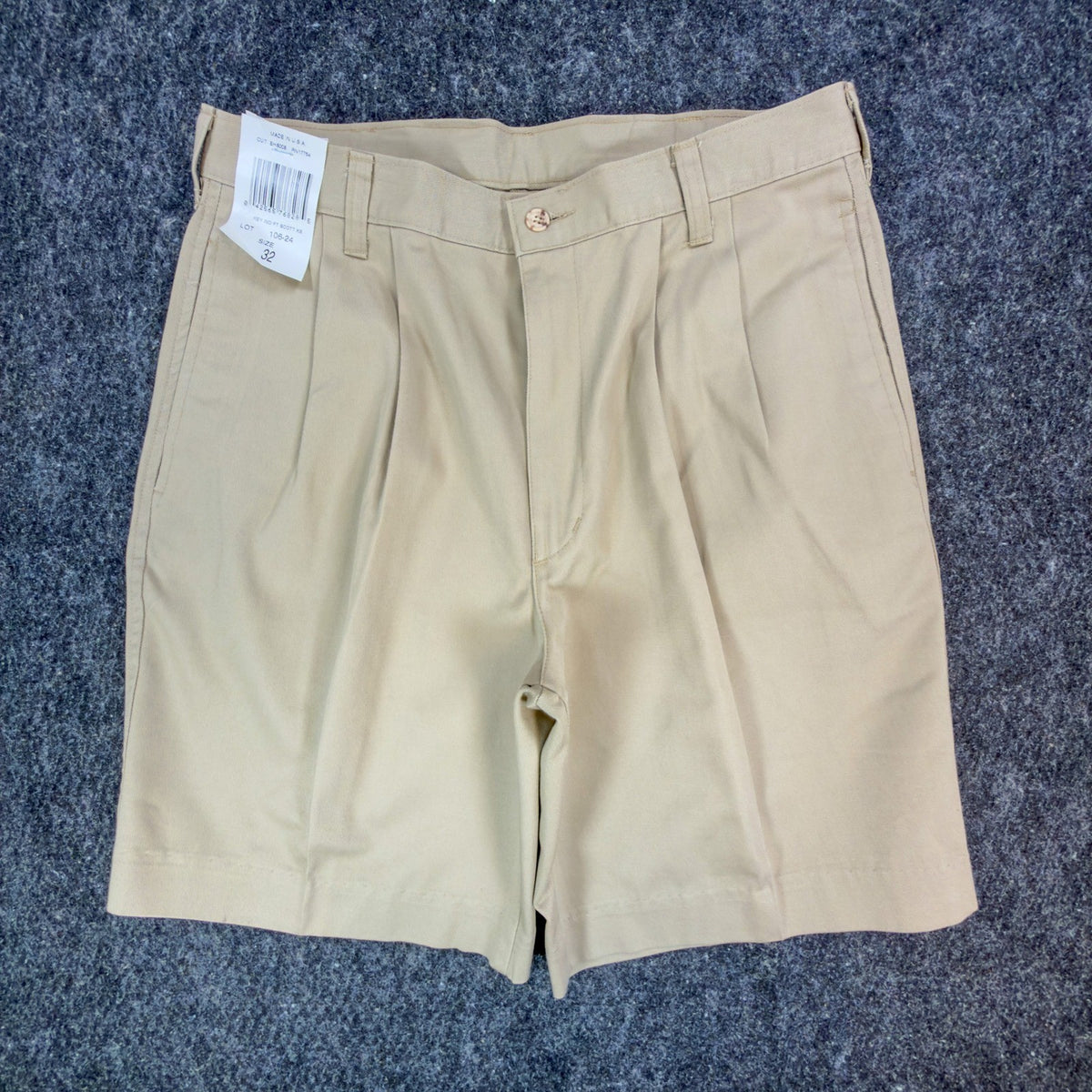 Wolf Mountain Key Shorts Mens 32 Tan Khaki 100% Cotton Pleated Vintage USA NWT - take2supply