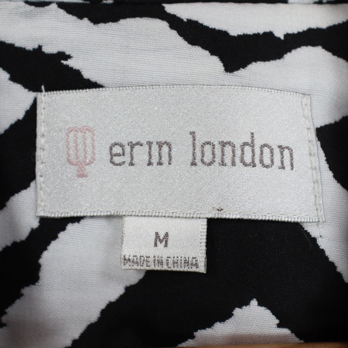 Erin London Zebra Print Blazer Jacket Womens Size Medium NWT Black White Ottoman - take2supply