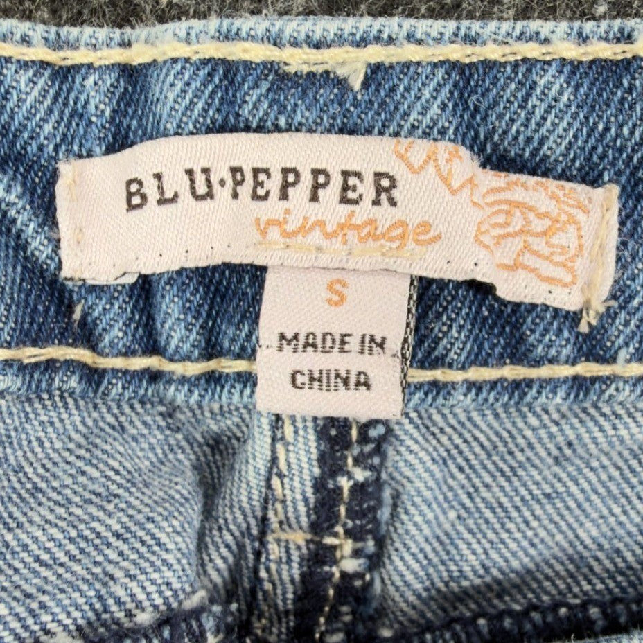 Blu Pepper Modern Floral Embroidered Denim Shorts Womens S Blue Cotton NWT - take2supply