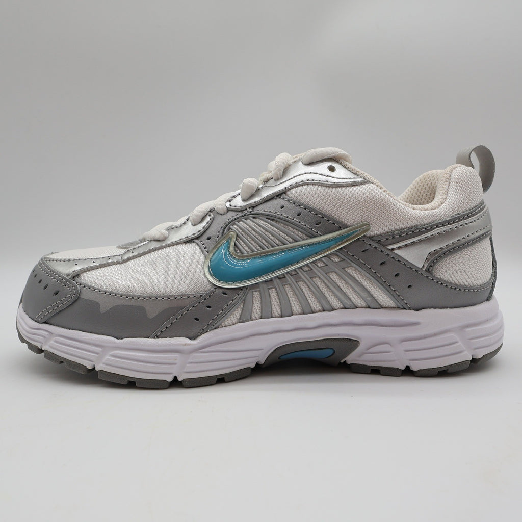 Nike Dart 7 GS/PS Kids 2.5Y Running Shoes 2009 Silver Scuba Blue 354820-142 NEW - take2supply