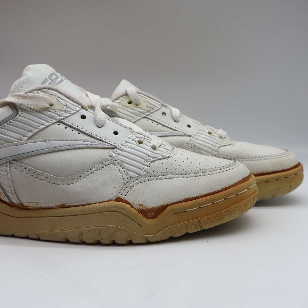 L.A. Gear Basketball Sneakers Women 7.5 Vintage 1990 White Leather Air System - take2supply