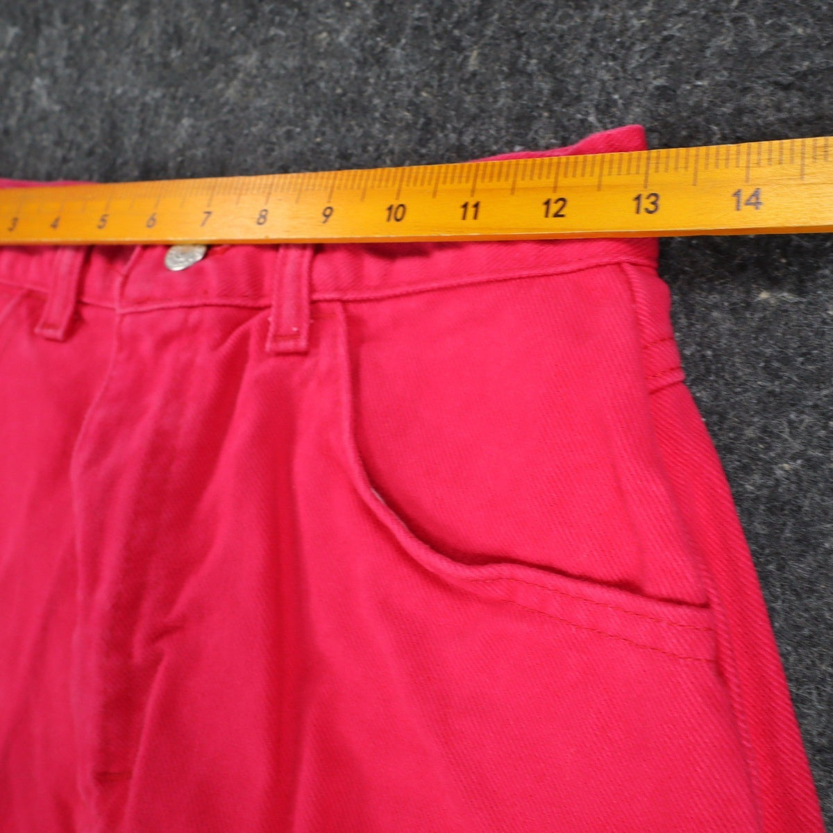 Lee Relaxed Fit Shorts Womens 8 Medium Vintage 90s Poppy Red Cotton Made in USA - take2supply