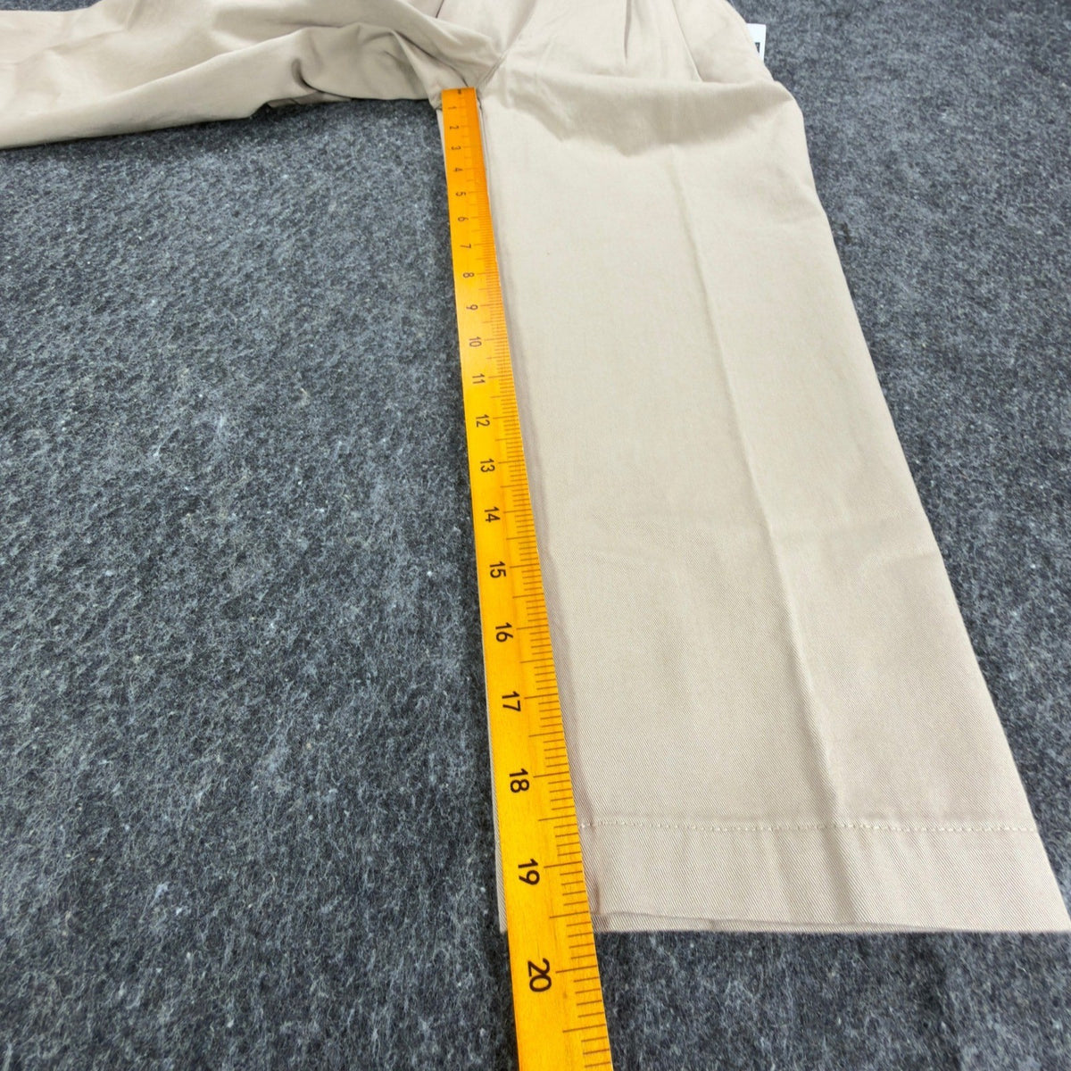 Tommy Hilfiger Pants Boys 6 Khaki Chino Pleated Elastic Waist NWT - take2supply