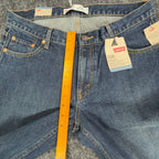Levis 550 Relaxed Fit Jeans Boys Size 14 Husky 33x28 Blue Denim NWT - take2supply