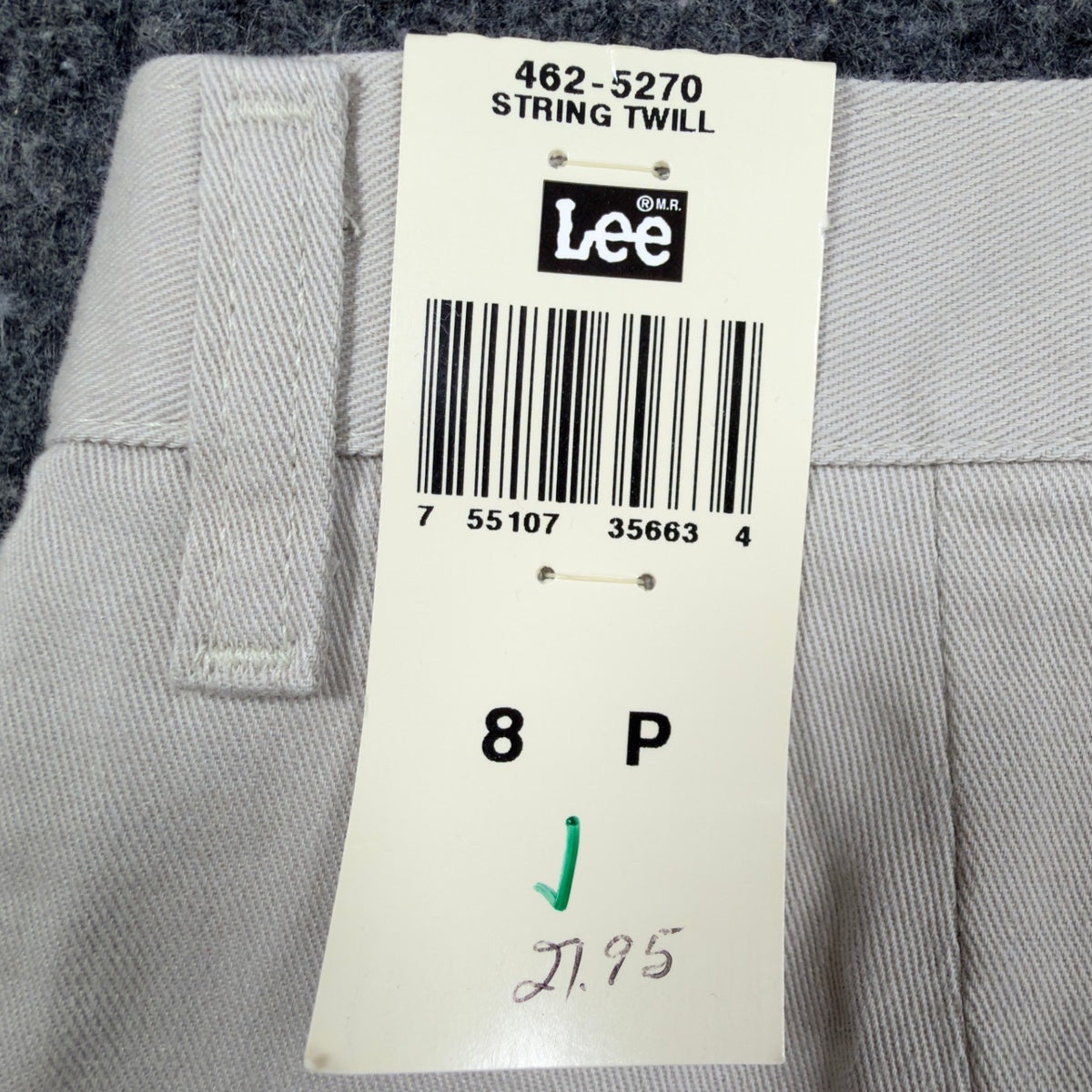 Lee Vintage 90s Pleated Shorts Womens 8P Beige Cotton NWT - take2supply