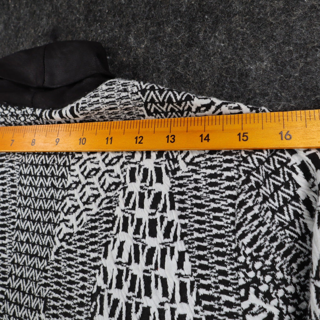 Lana Lee Cardigan Jacket Womens Medium Black White Geometric Open Front NWT - take2supply