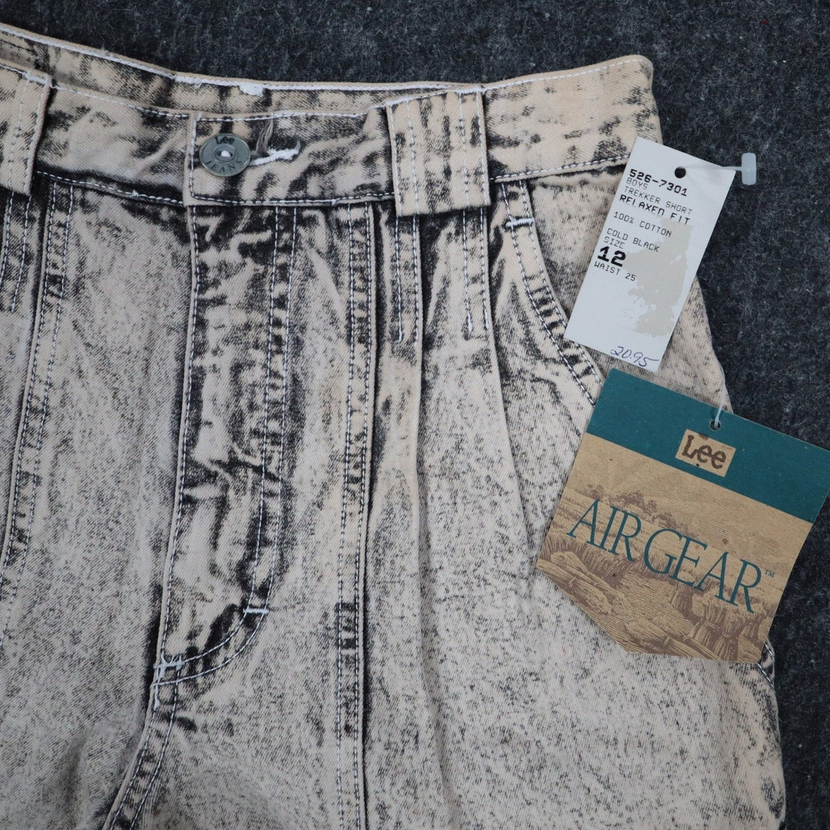 Lee Trekker Shorts Boys 12 Vintage 90s Black Acid Wash Relaxed Fit Cotton NWT - take2supply