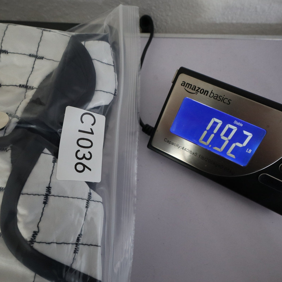 Marcona Reversible Quilted Jacket Womens Medium White Navy Grid Snap Front NWT - take2supply