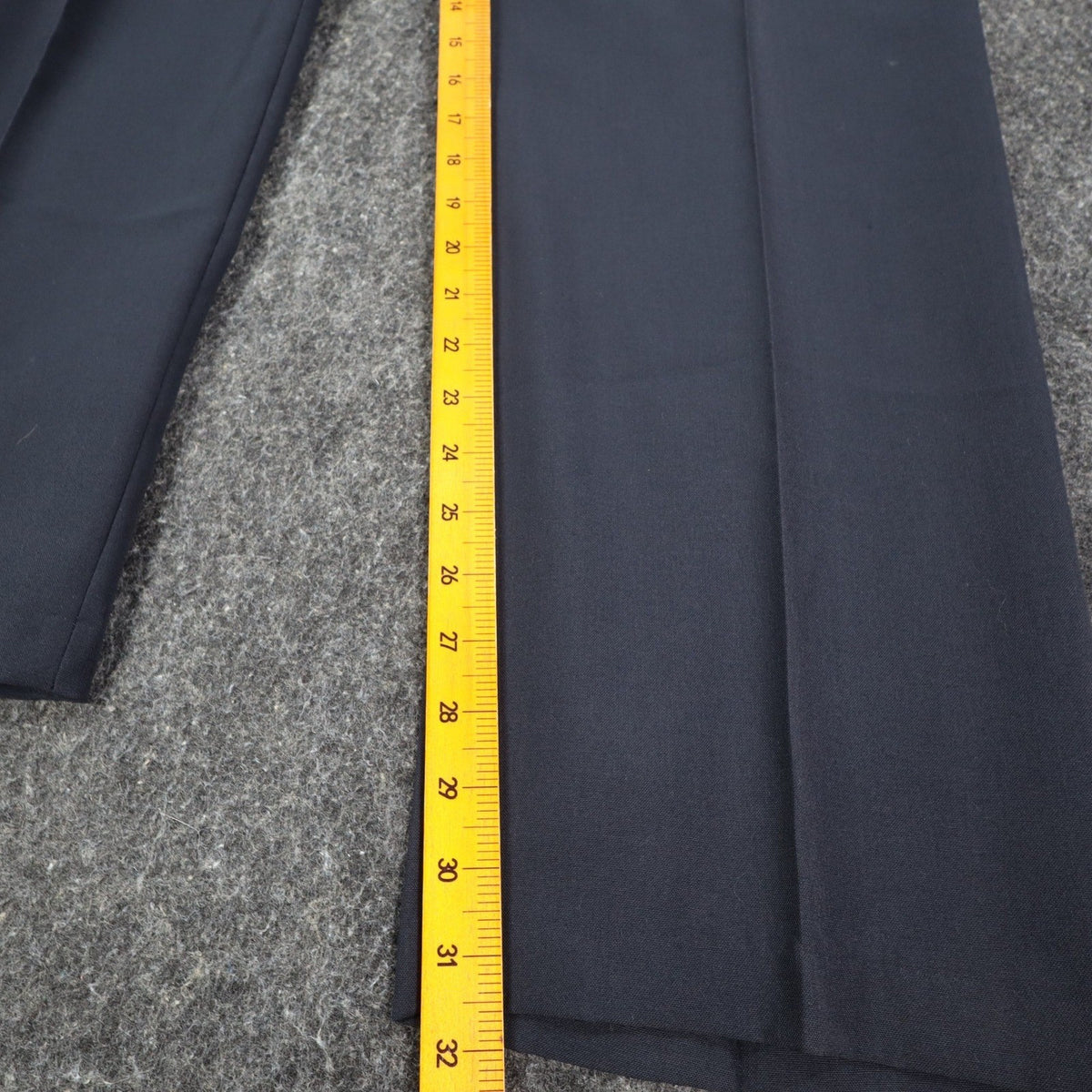 Haggar Stuff Pleated Dress Pants Mens 33x32 Vintage 90s Navy Wool Blend NWT - take2supply