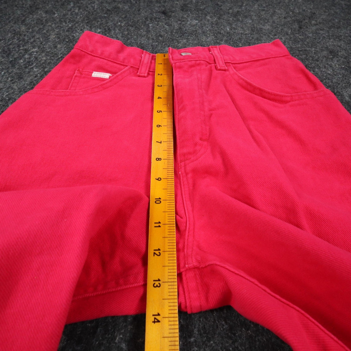 Lee Relaxed Fit Shorts Womens 8 Medium Vintage 90s Poppy Red Cotton Made in USA - take2supply